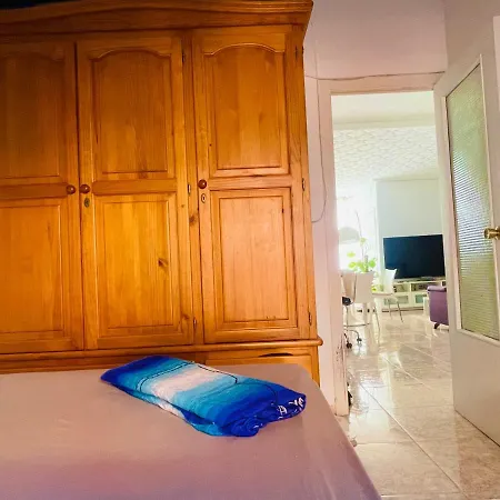 Privada En Piso Compartido Ubytování v soukromí