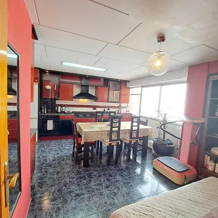 Full Equipped And Comfortable With Wifi * ולנסיה