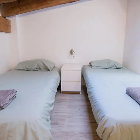 Cozy Duplex 1 Step To City Center Selfcheckin! Apartman