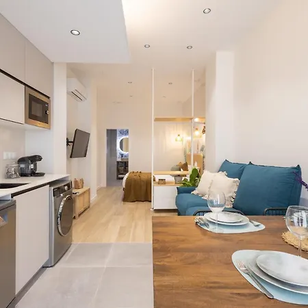Florit Flats - The Turia Park Lofts - 4 Guests- Ac & Wifi - Near City Centre Valencia
