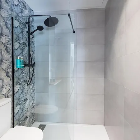 Florit Flats - The Turia Park Lofts - 4 Guests- Ac & Wifi - Near City Centre Valencia