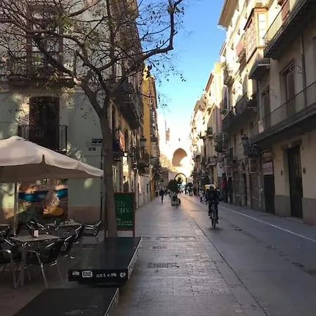 公寓 Center Where Falla Starts *