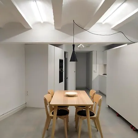 Estudio Pino En Casco Antiguo Valenciayole Apartament