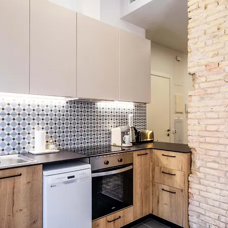 דירה Charming And Comfortable With Inviting Atmosphere *