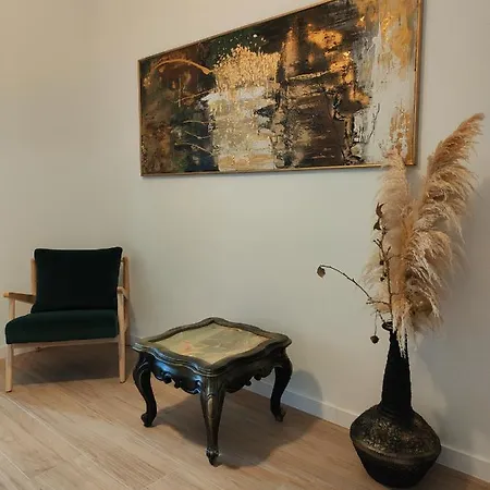شقة Artes Hlius Luxury *