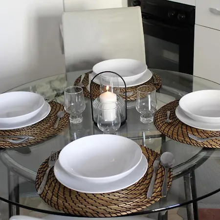 Piso Cerca Universidades Y De La Playa バレンシア