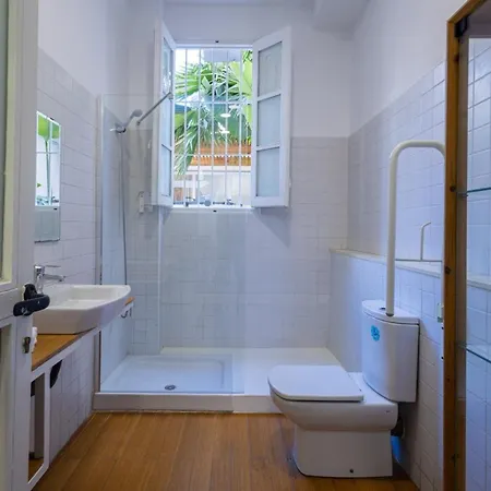 Florit Flats - The Vella Apartment *