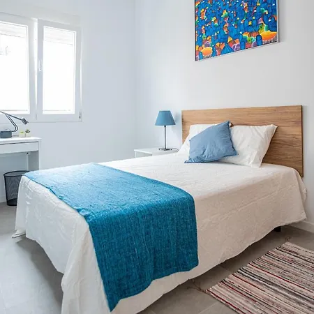 Pensión Habitacion A Metros De La Playa Con Cocina Y Wc Compartida, Terraza Y Zonas Comunes