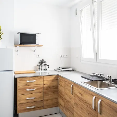 Habitacion A Metros De La Playa Con Cocina Y Wc Compartida, Terraza Y Zonas Comunes Pensión Valencia