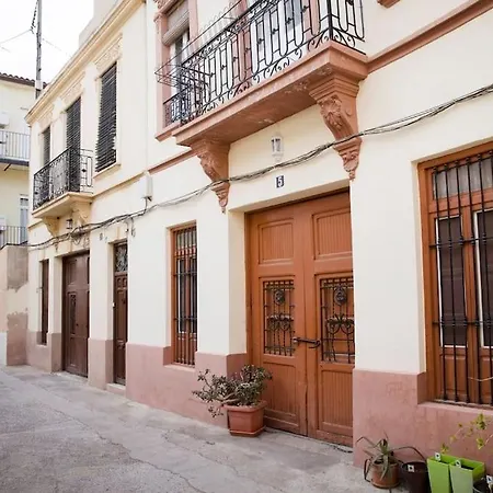 Family Century House With Terrace And Parking شقة