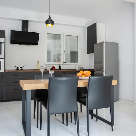 Singularstays Tinglado