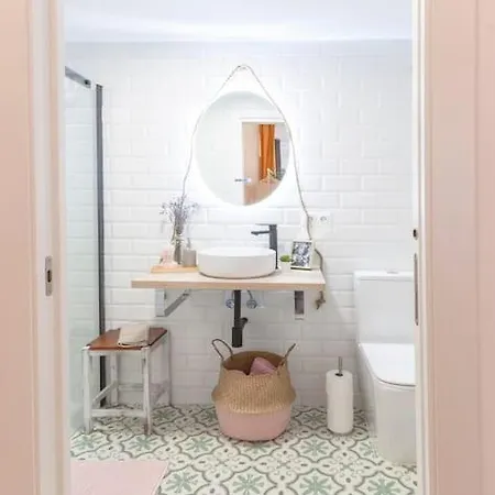 Appartamento Ra - Stylish Loft - Walk To The Of *