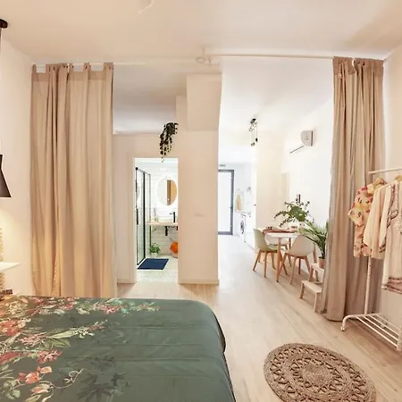 Lejlighed Rb - Urban Loft Retreat, Comfort & Good Location
