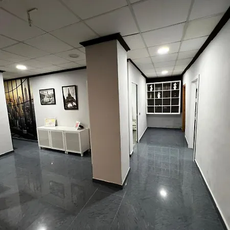 Rmn Tourist Apartment *