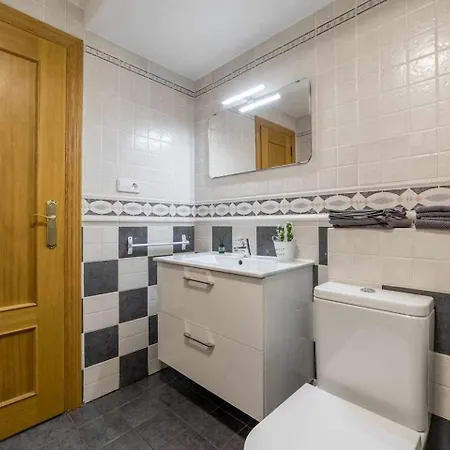 Piso Carolina شقة *