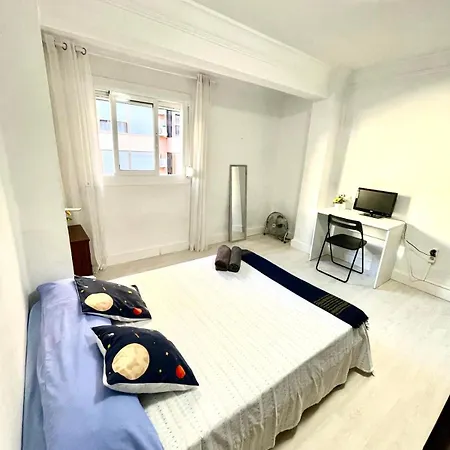 Relaxing Confortable Rum i privatbostad Valencia