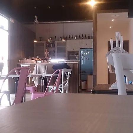 アパート Comfortable In Mislata - 50 M² - Parking Included *