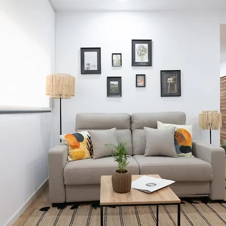 Ξενοδοχείο με διαμερίσματα Dormforyou Arena Delux
