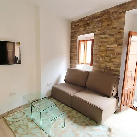 Encantador Estudio En El Centro Historico Valenza