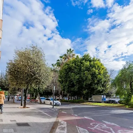 Ciudad Artes Gem: Stylish Near Ruzafa &