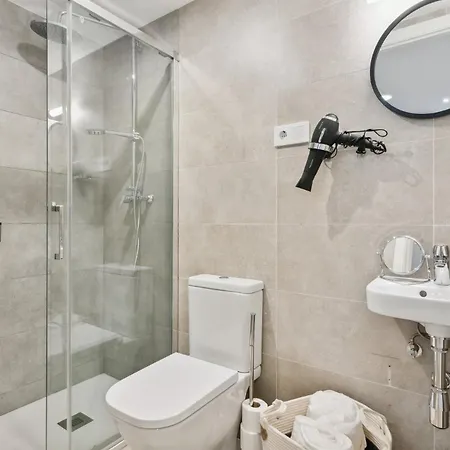 Limehome Carrer Del Pare Palau I Quer Valence