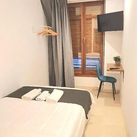 Plaza Resest Hostal *