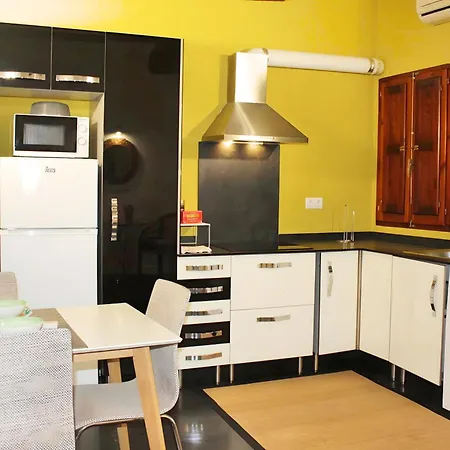 Reformado Cerca De La Plaza Redonda