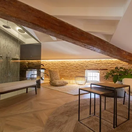 Myr Palacio Vallier
