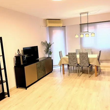 Monfort 아파트
