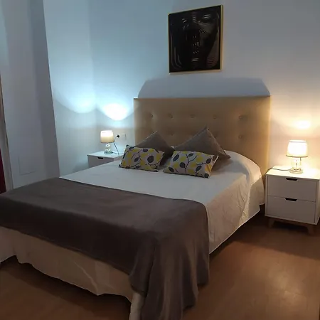 Διαμέρισμα Confortable * La Marina De *
