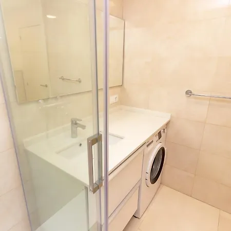 Apartament The White Apartment: Luxury, And Design *