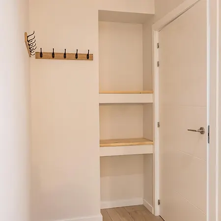 Florit Flats - Urban I Y Ii 아파트 *