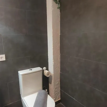 بيت ضيافة Small And Cozy - G10 فالنسيا
