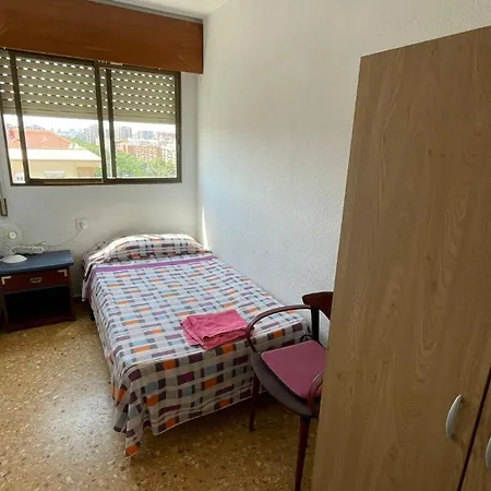 Flat Friend Group Or Family Near Center Blasco Ibanez Valencie