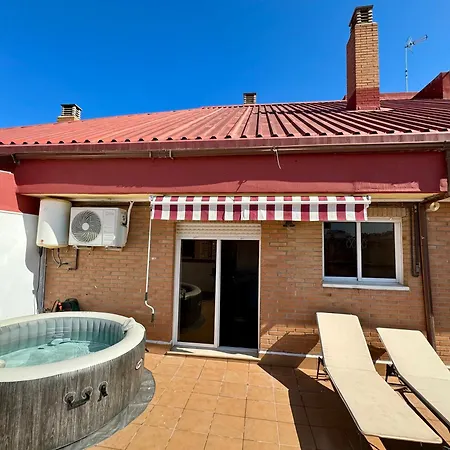 Daire Your Long Attic In *