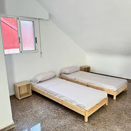 Your Long Attic In Valensiya