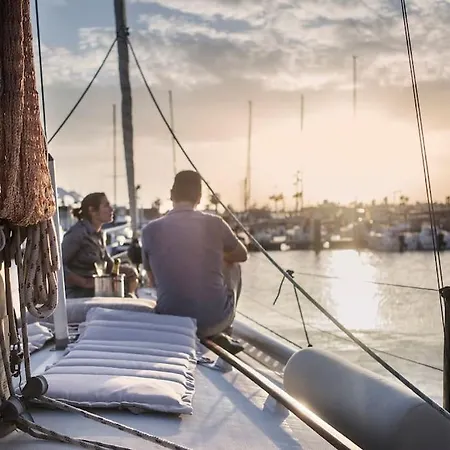 Sailing District - Barco 5 En La Marina Norte *