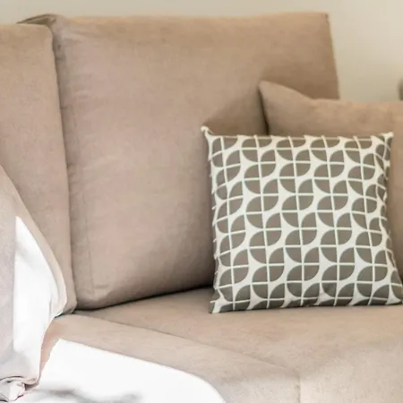 Deluxe - Aiora Valence