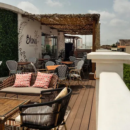Blanq Carmen Hotel 3*