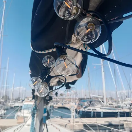 Botel Velero Whimsy Valência