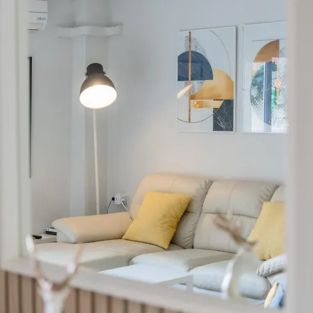 Junto Al Oceanográfic Valência