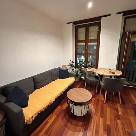 Cozy In Center Apartamento