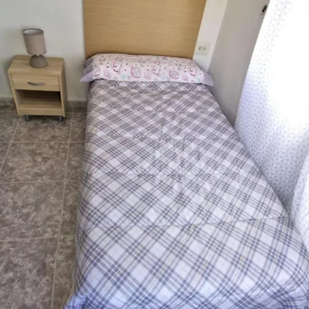 Vacansis Privada En Una A Un Paso Del Mar En