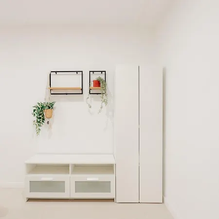 Amplio Cerca Centro Histórico Y Turia 5pax 2 Bath Valencia