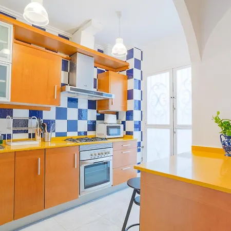 Διαμέρισμα Cisneros Flat *