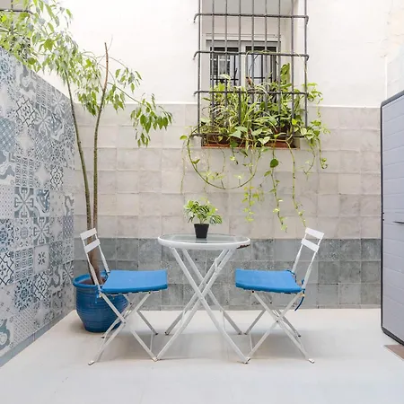 Cisneros Flat * Βαλένθια