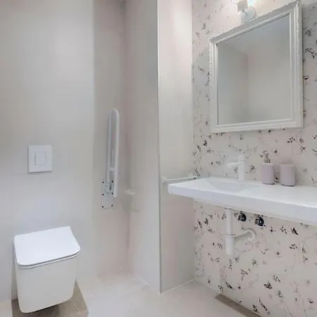 Portal De Ruzafa 4 *