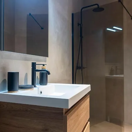 Vlc Host - Zapadores Apartamento *