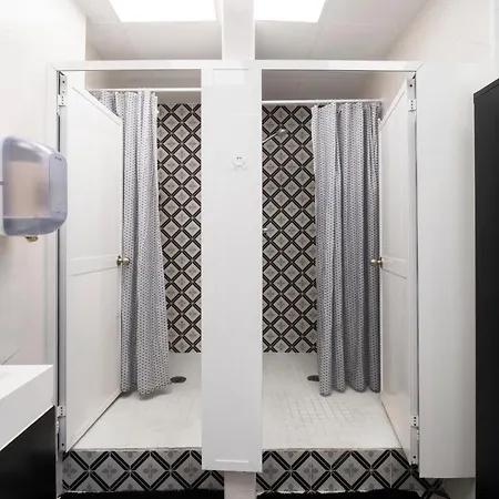 Youth By Feetup * Valence