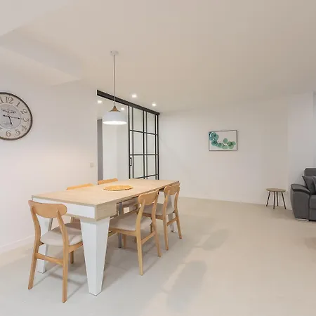 Amplio Cerca Centro Histórico Y Turia 5pax 2 Bath